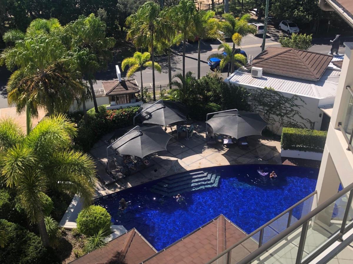 Grand Mercure Allegra Χέρβεϊ Μπέι Εξωτερικό φωτογραφία The pool at the hotel