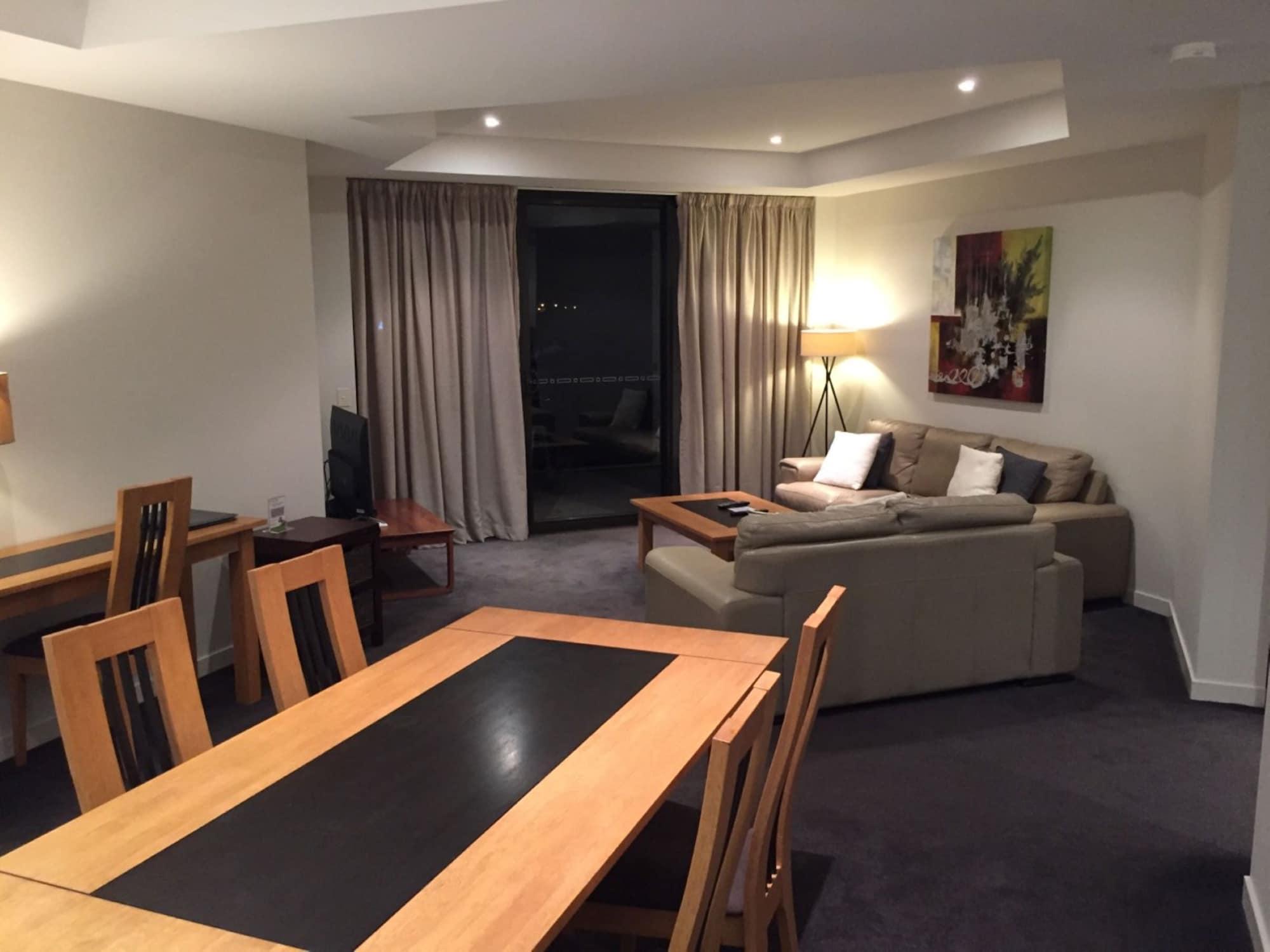 Grand Mercure Allegra Χέρβεϊ Μπέι Εξωτερικό φωτογραφία A typical apartment at the hotel