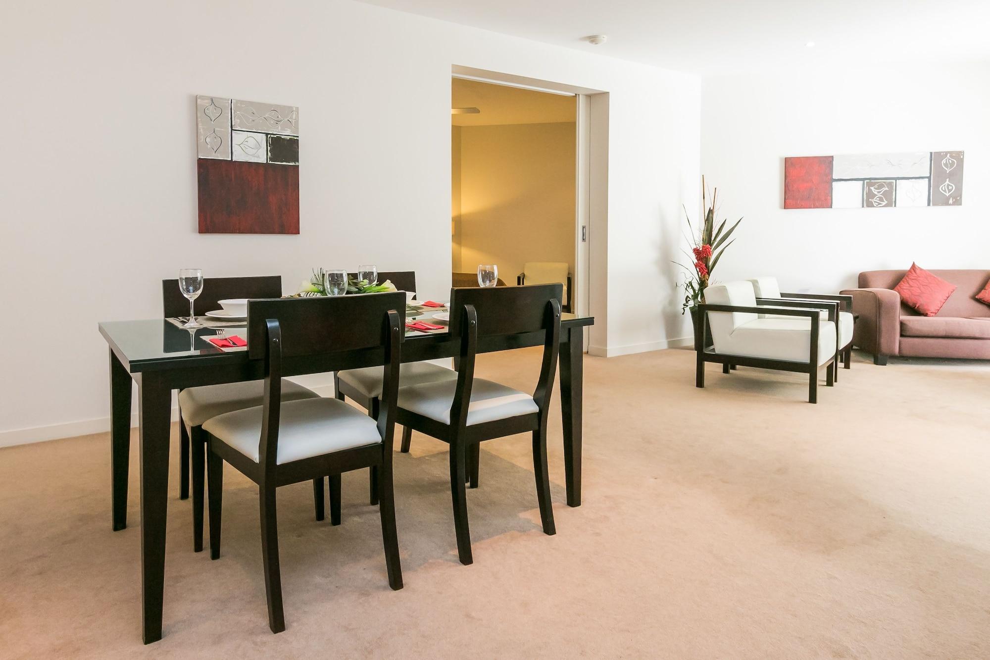 Grand Mercure Allegra Χέρβεϊ Μπέι Εξωτερικό φωτογραφία A typical apartment at the complex