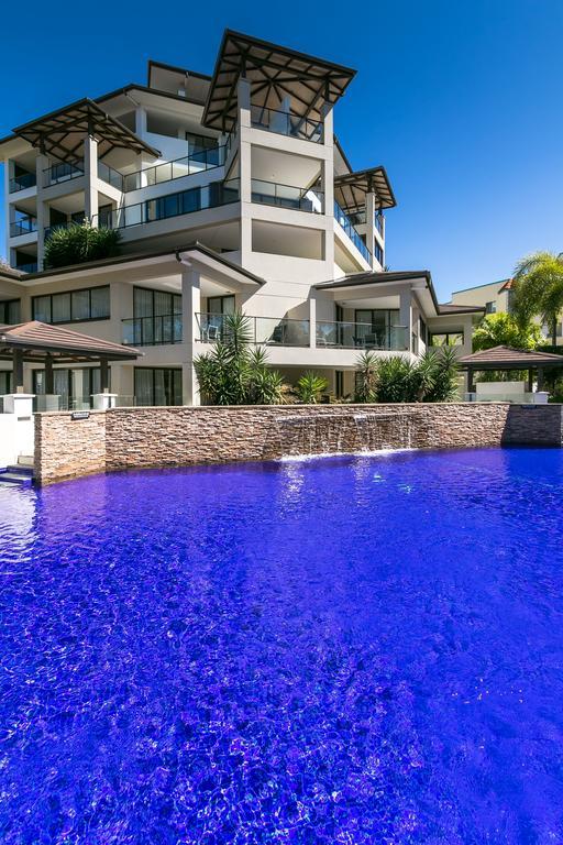 Grand Mercure Allegra Χέρβεϊ Μπέι Εξωτερικό φωτογραφία The pool at the W Hotel