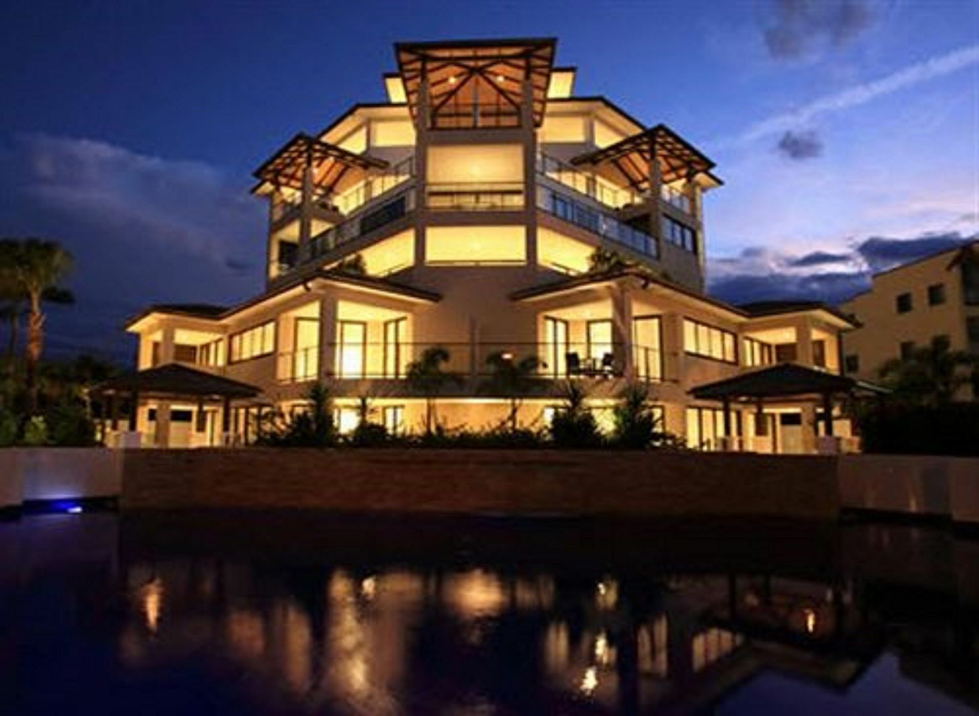 Grand Mercure Allegra Χέρβεϊ Μπέι Εξωτερικό φωτογραφία The Royal