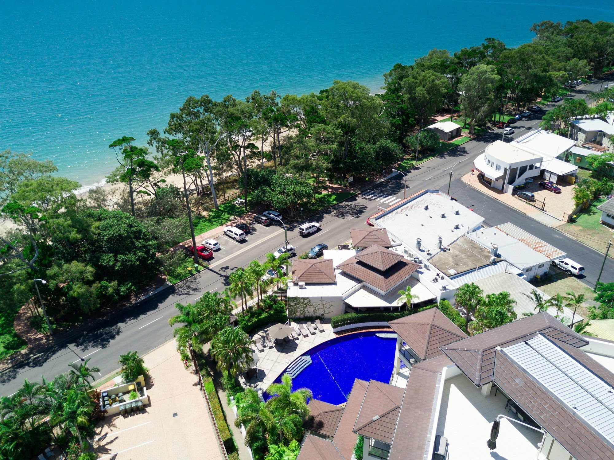 Grand Mercure Allegra Χέρβεϊ Μπέι Εξωτερικό φωτογραφία Aerial view of the resort