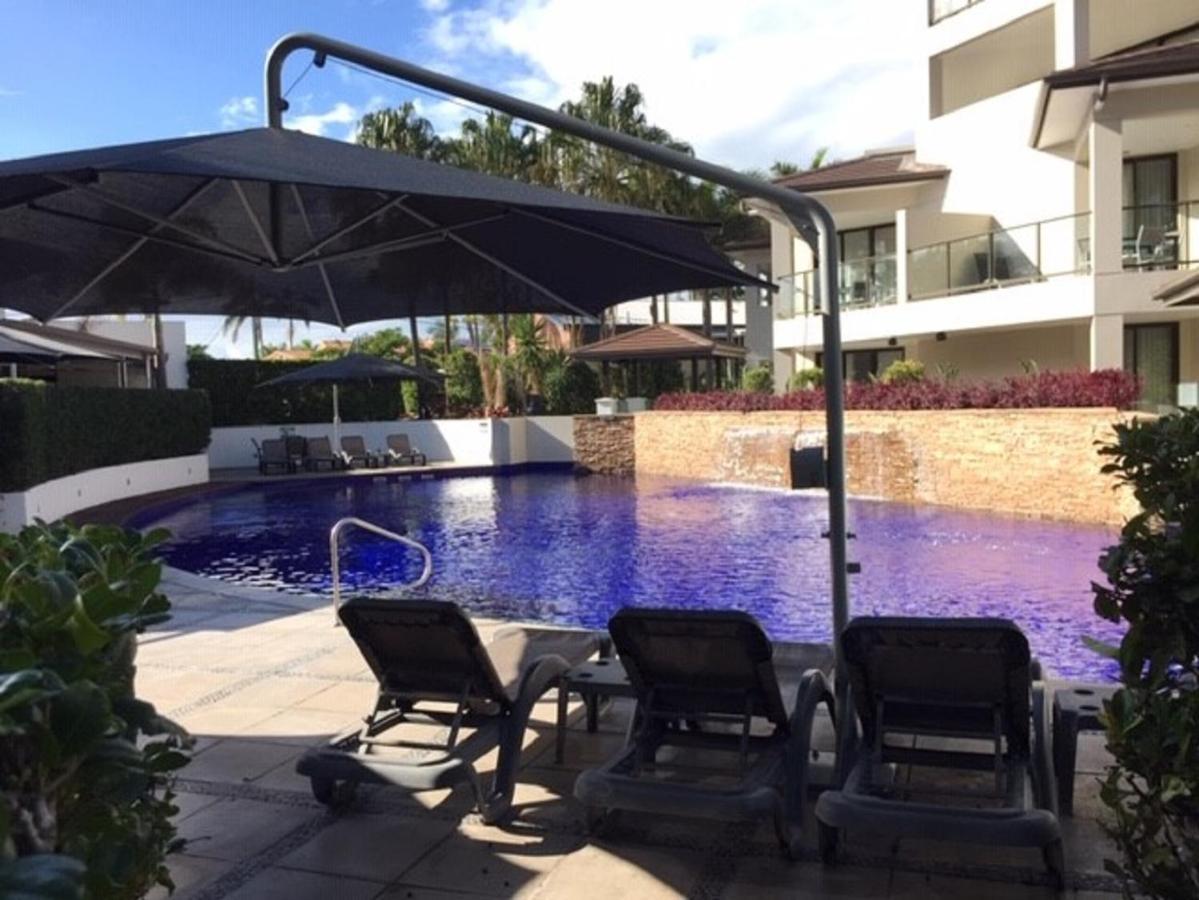 Grand Mercure Allegra Χέρβεϊ Μπέι Εξωτερικό φωτογραφία The swimming pool at the hotel